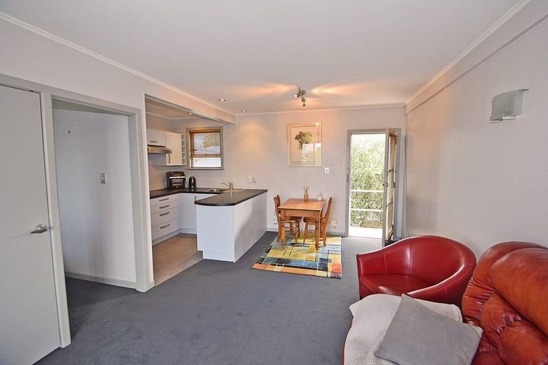 Photo of property in 7/219 Onewa Road, Birkenhead, Auckland, 0626