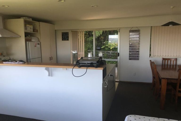 Photo of property in 89 Miromiro Road, Normandale, Lower Hutt, 5010