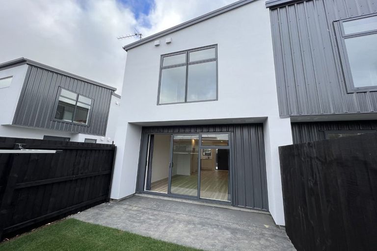 Photo of property in 3/10a Mclean Street, Linwood, Christchurch, 8062