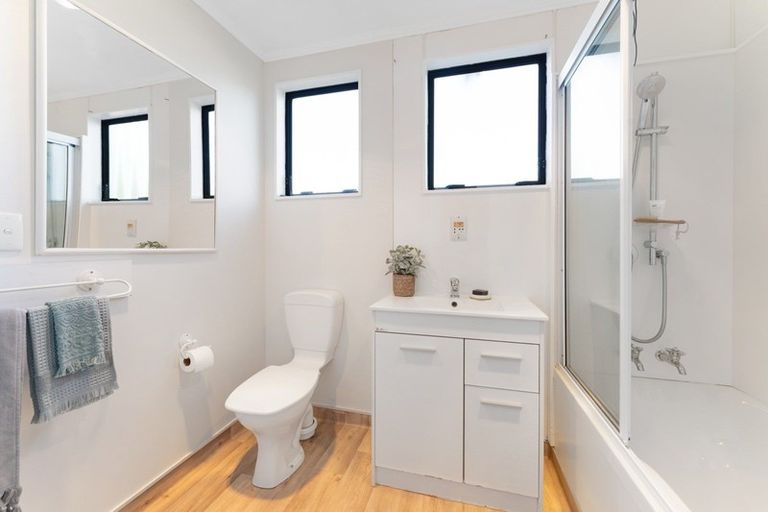 Photo of property in 25 Cedar Drive, Paraparaumu Beach, Paraparaumu, 5032