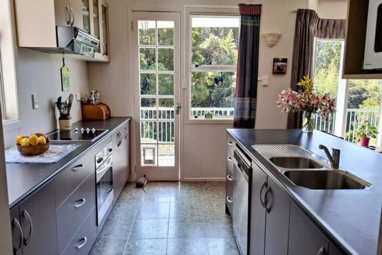 Photo of property in 48 Joyces Road, Paihia, 0200