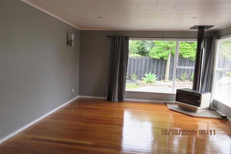 Photo of property in 7 Bellringer Road, Massey, Auckland, 0614