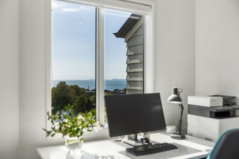 Photo of property in 1/56 Castor Bay Road, Castor Bay, Auckland, 0620