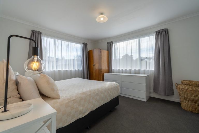 Photo of property in 25 Henry Street, Te Anau, 9600