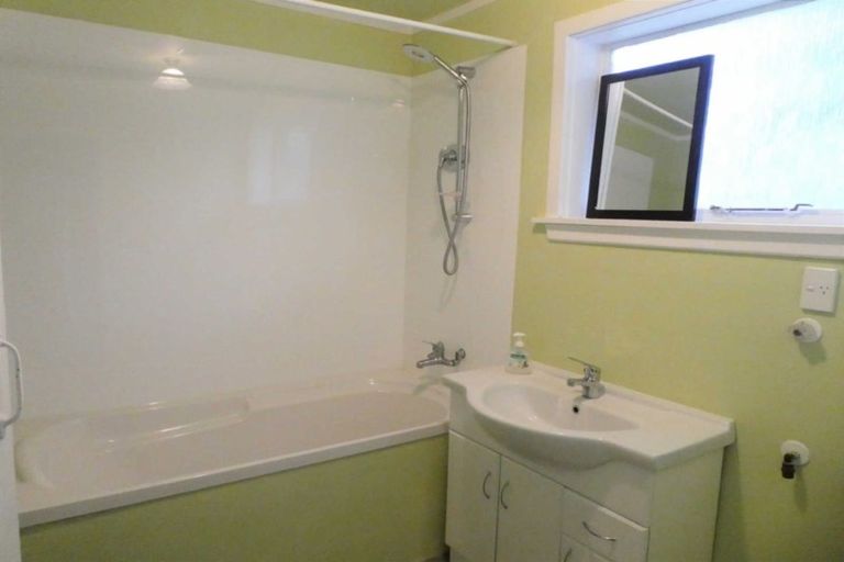 Photo of property in 110 Main North Road, Woodend, 7610