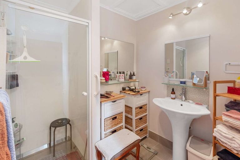 Photo of property in 1 Waharua Place, Tawhero, Whanganui, 4501