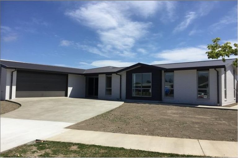 Photo of property in 93 Sutherland Drive, Kaiapoi, 7630