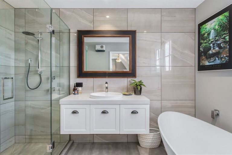 Photo of property in 96 Glandovey Road, Fendalton, Christchurch, 8052