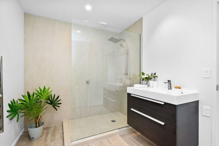 Photo of property in 80 Marsden Point Road, Ruakaka, 0116