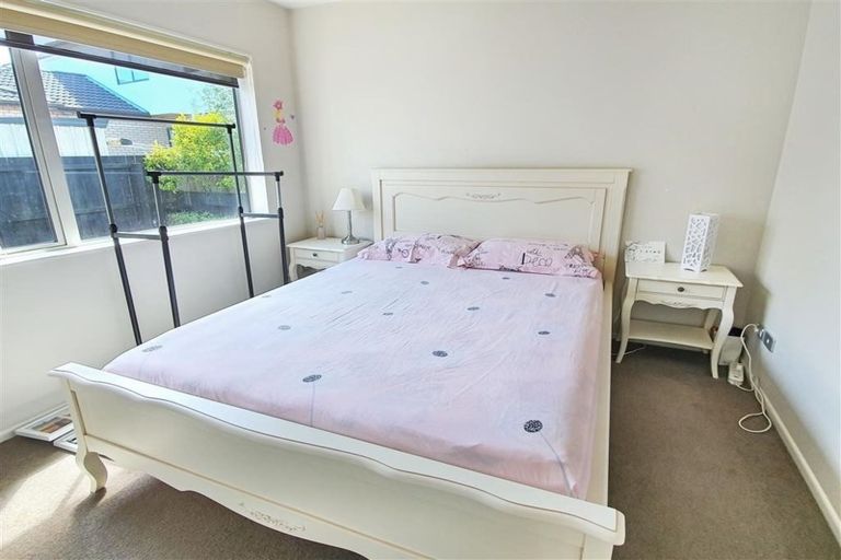 Photo of property in 10 Askerne Drive, Flat Bush, Auckland, 2016