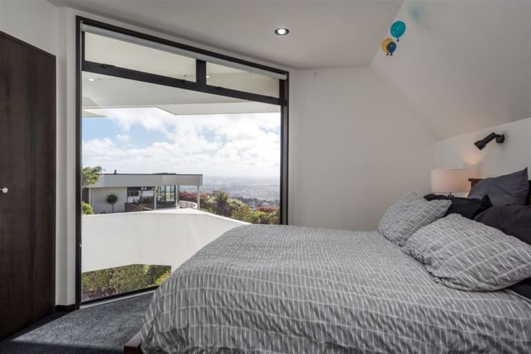 Photo of property in 2/31 Harry Ell Drive, Cashmere, Christchurch, 8022