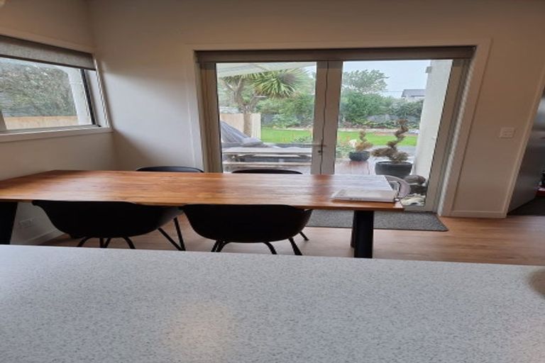 Photo of property in 135 Oram Avenue, New Brighton, Christchurch, 8061