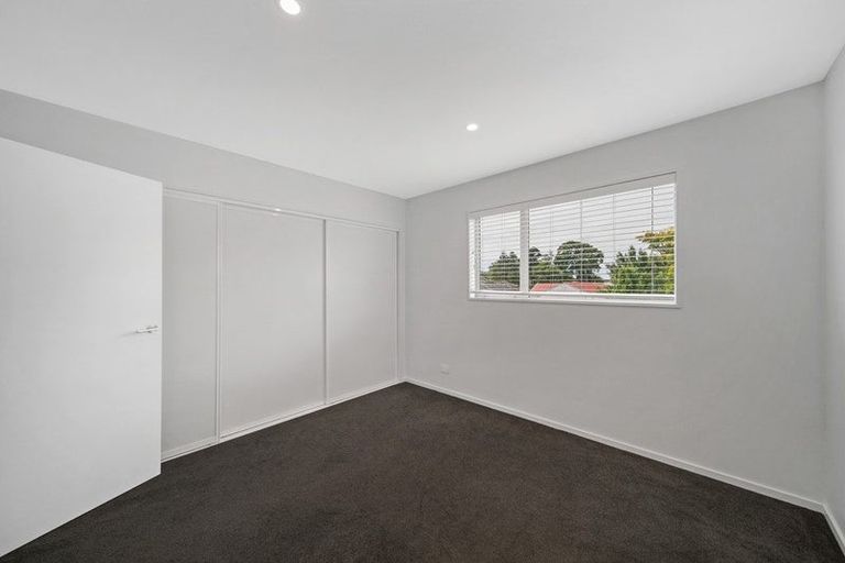 Photo of property in 5/111 Osborne Street, Waltham, Christchurch, 8011