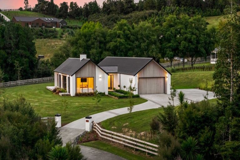 Photo of property in 35 Waymau Lane, Coatesville, Albany, 0792