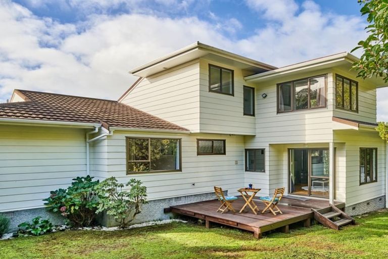 Photo of property in 36 Peterhouse Street, Tawa, Wellington, 5028