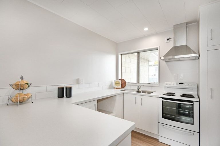 Photo of property in 3/405 Lyndon Road East, Hastings, 4122