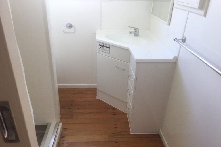 Photo of property in 2/38 Richard Farrell Avenue, Remuera, Auckland, 1050