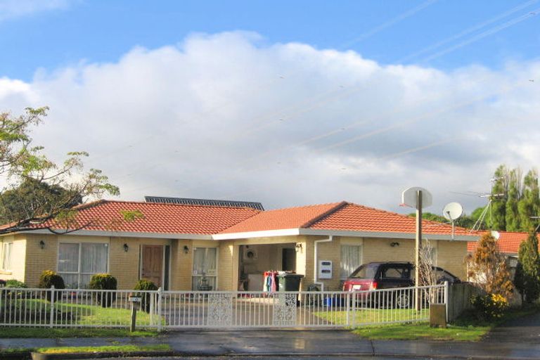 Photo of property in 28 Dulwich Place, Burswood, Auckland, 2013