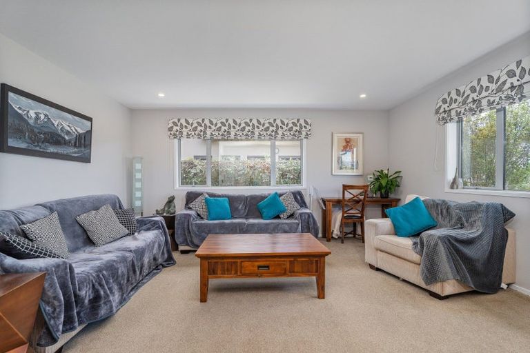 Photo of property in 21 Debenham Drive, Whitianga, 3510