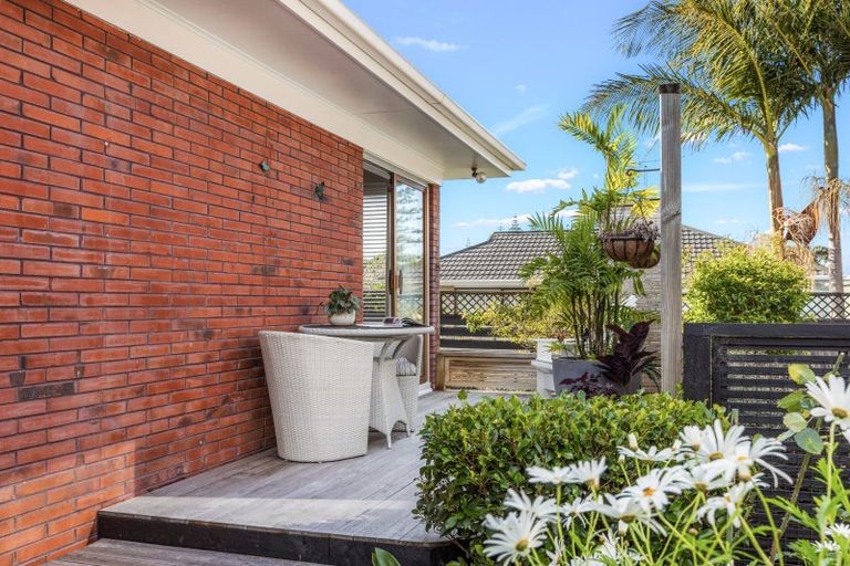 Photo of property in 2/6 Manuka Street, Orewa, 0931
