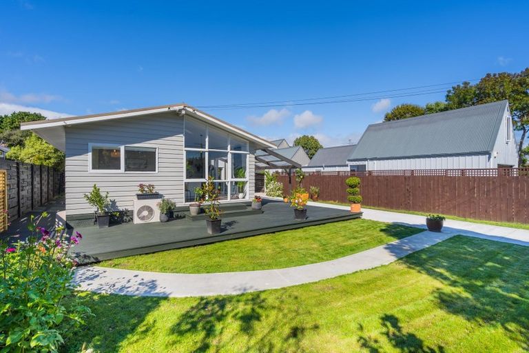 Photo of property in 62 Ngaio Road, Waikanae, 5036