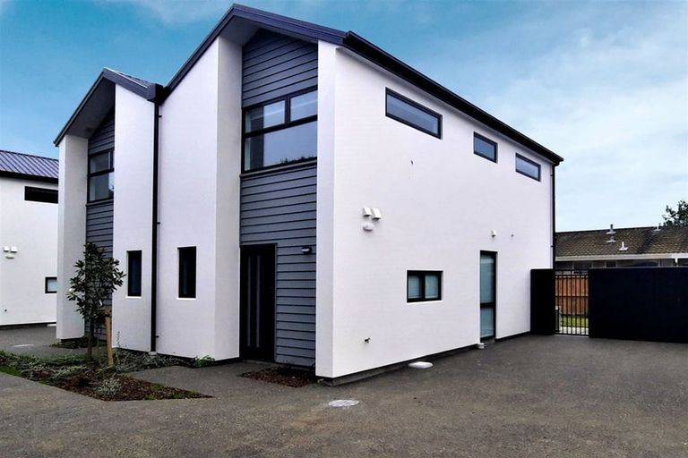 Photo of property in 15b Whitmore Street, Edgeware, Christchurch, 8013