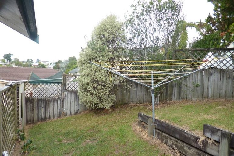 Photo of property in 1/13 Naviti Place, Browns Bay, Auckland, 0630
