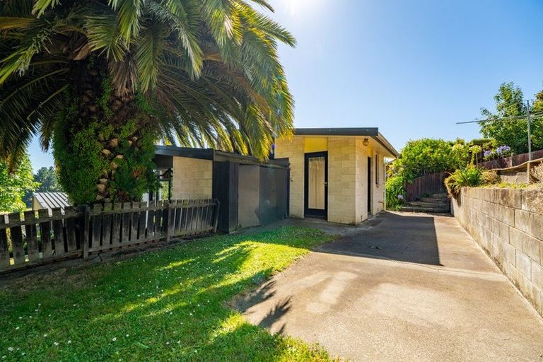 Photo of property in 142 Douglas Street, Highfield, Timaru, 7910