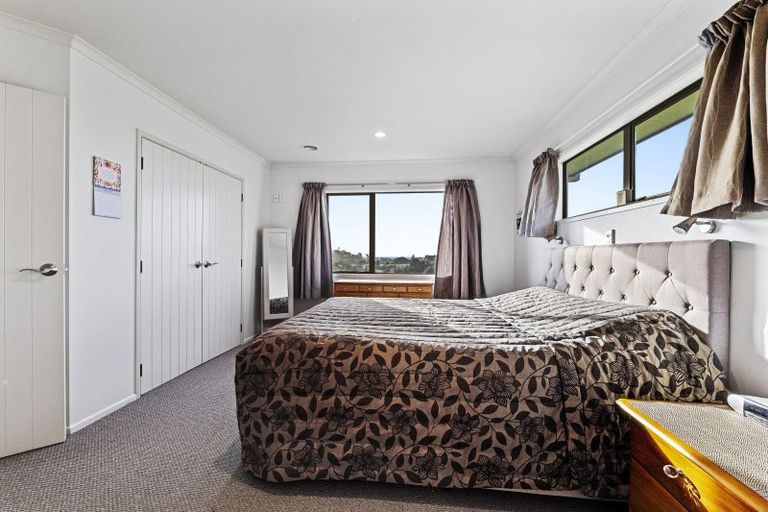 Photo of property in 11a Lemont Place, Westown, New Plymouth, 4310