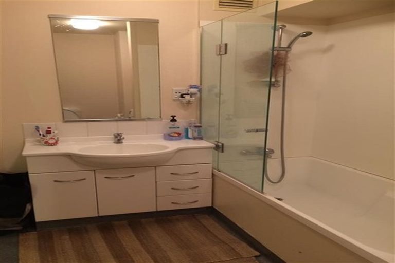 Photo of property in Luxford Villas, 311/72 Herald Street, Berhampore, Wellington, 6023