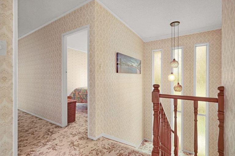 Photo of property in 16 Taitua Drive, Te Atatu South, Auckland, 0610