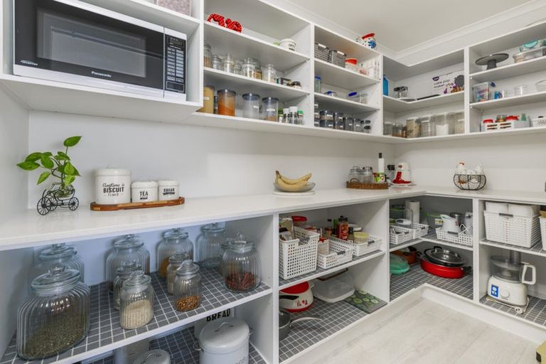 Photo of property in 55a Twin Parks Rise, Papakura, 2110