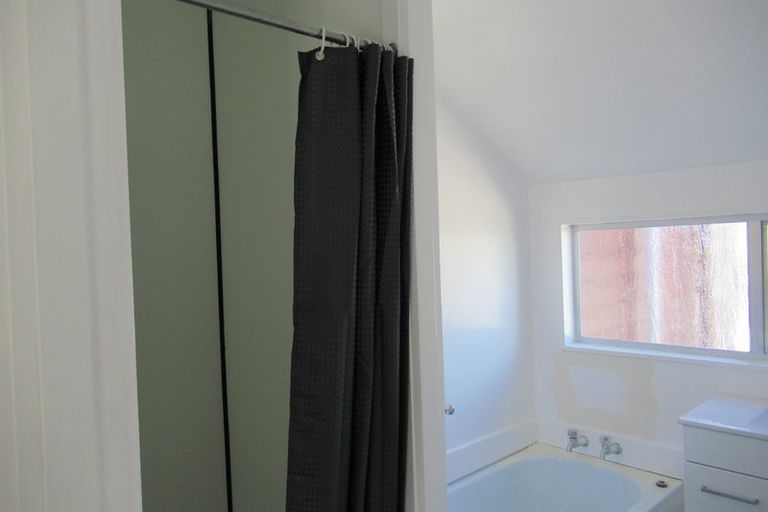 Photo of property in 3/37 Avalon Street, Richmond, Christchurch, 8013