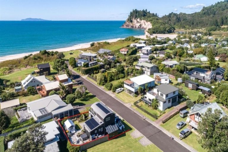 Photo of property in 3 Moray Place, Whiritoa, Whangamata, 3691