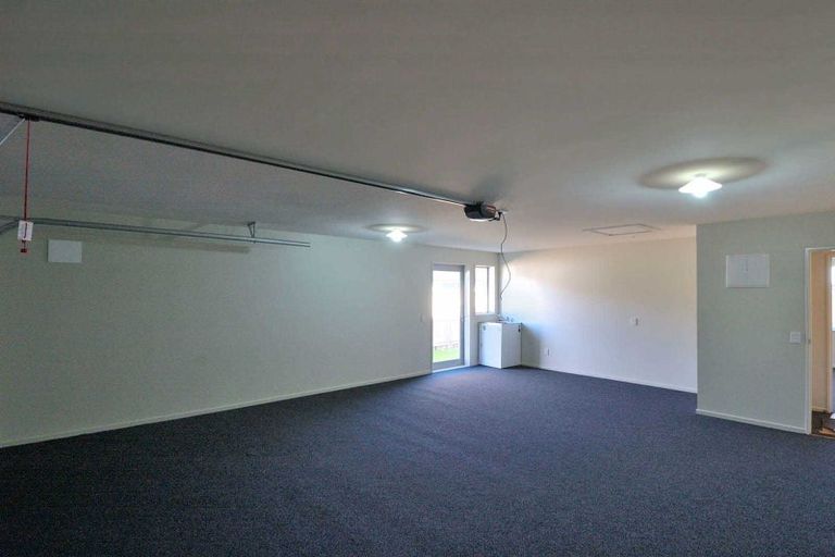 Photo of property in 2 Wearing Place, Kaiapoi, 7630