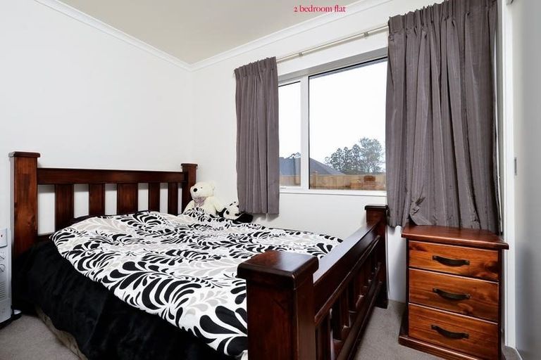 Photo of property in 7 Pohue Avenue, Huapai, Kumeu, 0810