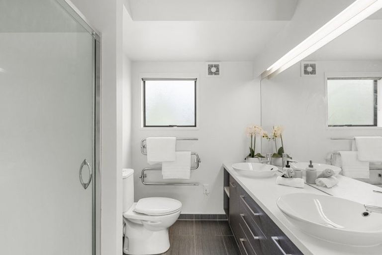 Photo of property in 31 Dovedale Avenue, Ilam, Christchurch, 8041