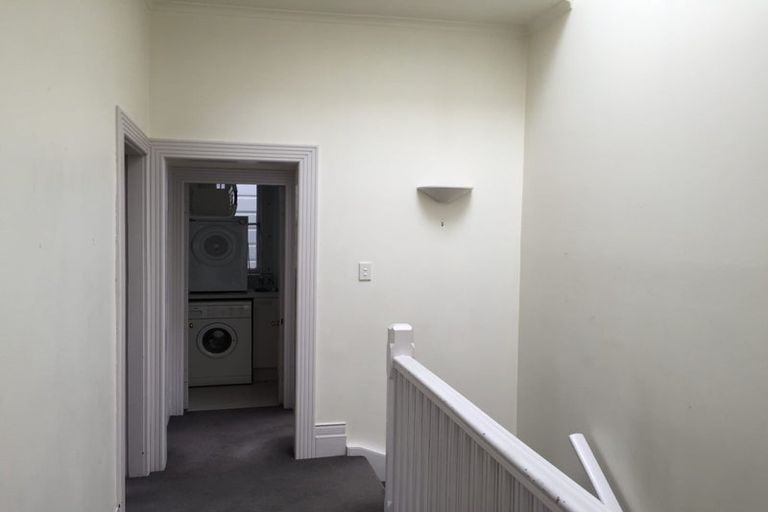 Photo of property in 1/10 Hobson Crescent, Thorndon, Wellington, 6011