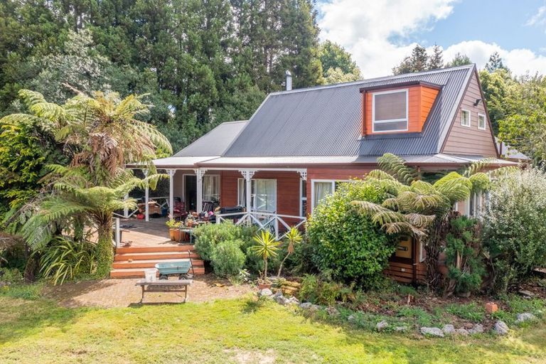 Photo of property in 689 Hamurana Road, Hamurana, Rotorua, 3097