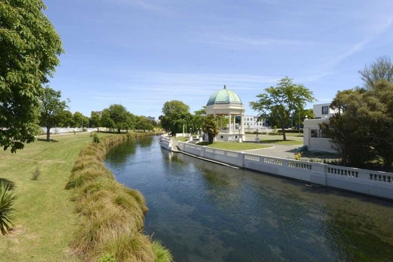 Photo of property in 11/243 Cambridge Terrace, Christchurch Central, Christchurch, 8013