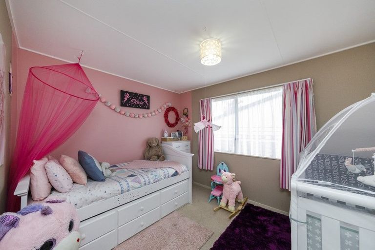 Photo of property in 8 Kaimanawa Street, Kelvin Grove, Palmerston North, 4414