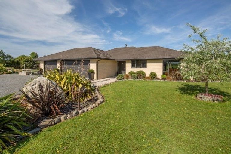 Photo of property in 797 Loburn Whiterock Road, Loburn, Rangiora, 7472