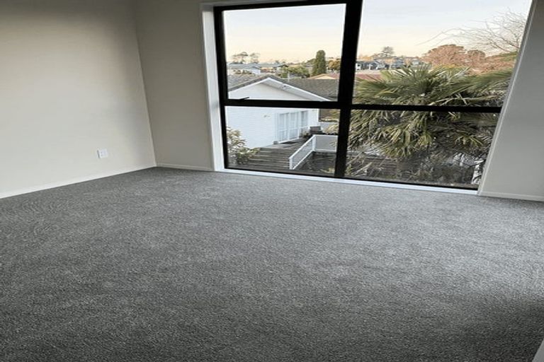 Photo of property in 2a Finnerty Avenue, Bucklands Beach, Auckland, 2014