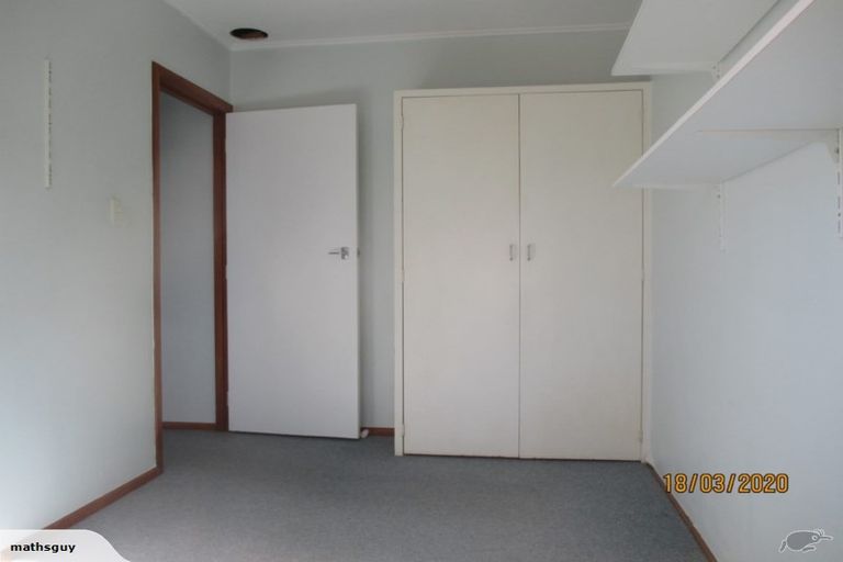 Photo of property in 1/3a Huapai Street, Onehunga, Auckland, 1061