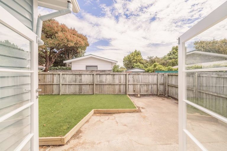 Photo of property in 1/92 Radley Street, Woolston, Christchurch, 8023