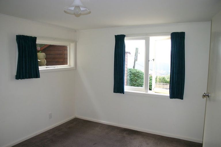 Photo of property in 42 Mitchell Street, Brooklyn, Wellington, 6021