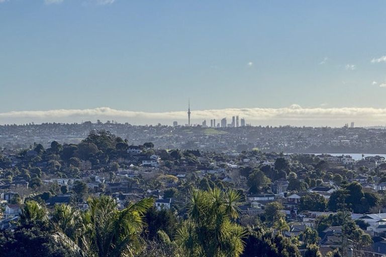 Photo of property in 24 Gills Road, Bucklands Beach, Auckland, 2014