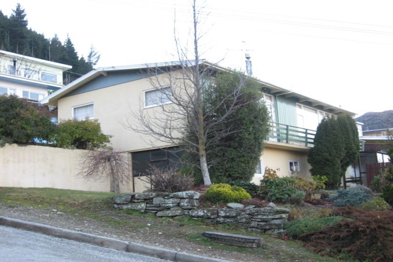 Photo of property in 7 Glasgow Street, Queenstown, 9300