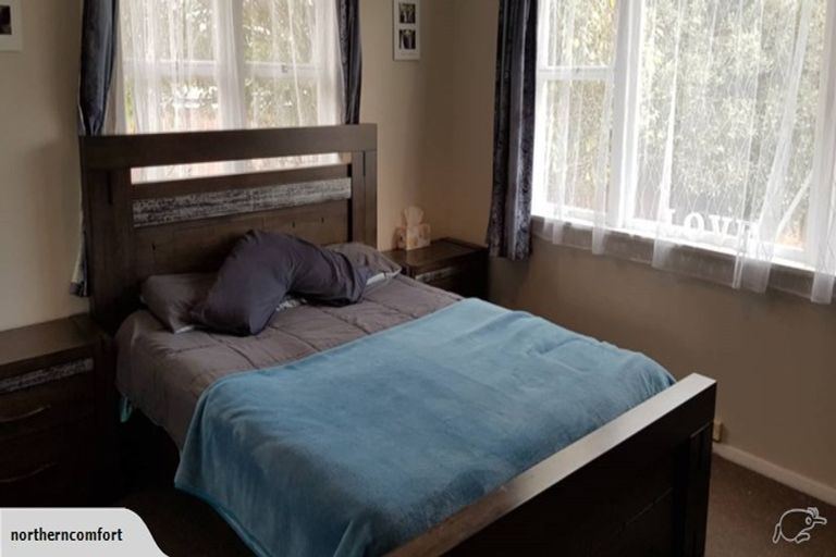 Photo of property in 4 Bartholomew Road, Levin, 5510