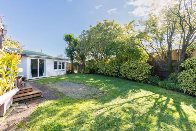 Photo of property in 4 Laurel Place, Awapuni, Palmerston North, 4412